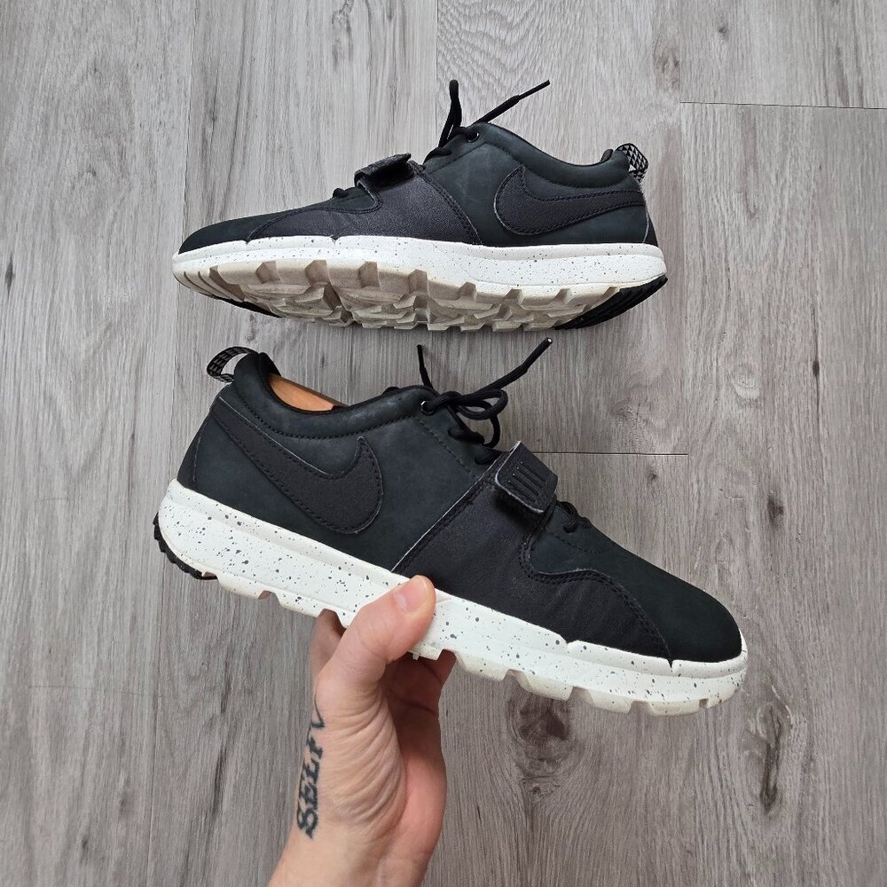 Nike SB | Trainerendor 'Black White' low-top skateboard sneakers | MENS 9
